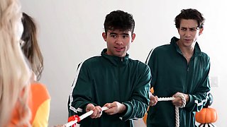 The Halloween Stepmom Jizz Games