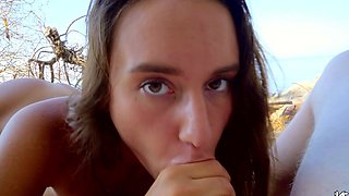 Amateur with nice lines worships cock in full outdoor XXX romance