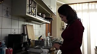 Watch this preggo amateur piss outdoors in fetish solo