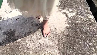 Asian Babe Repays Favor With No-Condom Creampie Sex