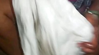 Priyanka sexy aunty dress washing in bathrome