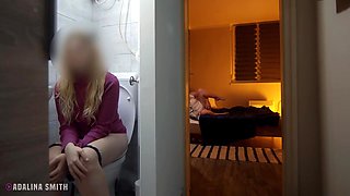 Peeking Stepbro And His Girlfriend Giving Head From The Toilet