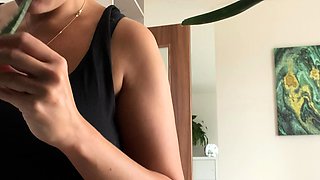 busty blonde babe natural boobs big breasted babe di