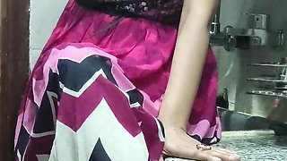 First Time Jija Sali Ki Romantic Sex Video Mera Wife Ka Bahan Ke Sath First Time in Car Fucked in Indian Beautiful Woman