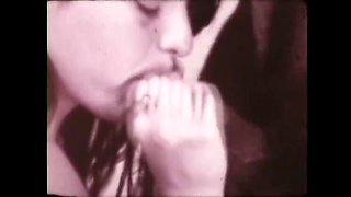 Hot Retro MILF Sucking BBC in Doggy Style Cumshot