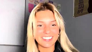Blonde teen Sierras first erotic masturbation video