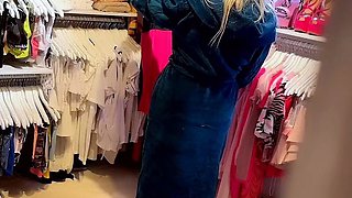 Blonde tight pussy babe solo toy fun in glamour masturbation