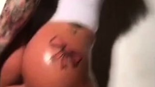 amateur lovebi flashing ass on live webcam