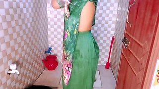 Desi Bhabi Hot Shower Fuck - Big Tits Indian Aunty Bathroom Sex