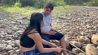 Casual Sex, I Teach Young Latina How to Catch and Then Fuck Her and Cum in Her Pussy