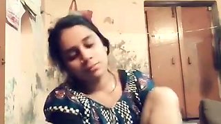 Cute Indian Dehati Chick Showing Pussy On Cam