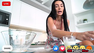 Stepsis cooking raunchy muffin for stepbro