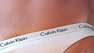 Teasing Flashing in Sexy Leggings