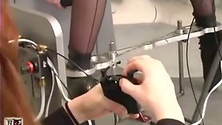 Kendra James fucking machine and vibed