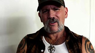 Hairy Daddy Gives Himself A Nice Handjob