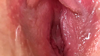 Extreme Close up Wet Pussy and Clit Orgasm
