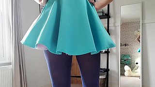 Blonde teen Sierras first erotic masturbation video