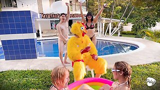 Captivating sweetheart's latina trailer