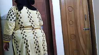 Sabita Bhabhi's Fat Ass Was Freed by Her Stepfather-in-law When He Was Cleaning It.