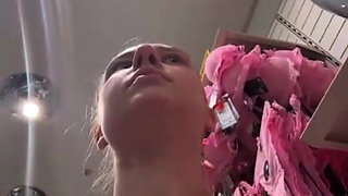 Extreme fucking in the changing room