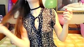 Amateur Webcam Teen Masturbates And Teases