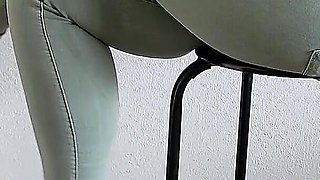 Green Thight Sexy Jeans and High Heels.