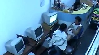 Insane mushing in the office caught by security cam!