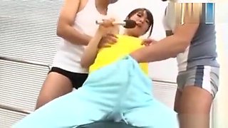 Skinny Babe Fucking Her Gym Trainer