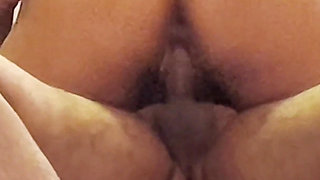 Cute Indian Couple Sex in Oyo Room Loud Sex in Hindi Audio