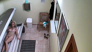 Ma chienne french amateur couple hidden cam 1