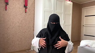 Big Boobs Arab MILF Sitting on Web Chat