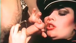 Classic XXX: Samantha Fox takes control!