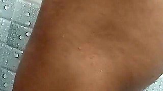 Desi Randi in Hotel Toilet Sex with Big Dick