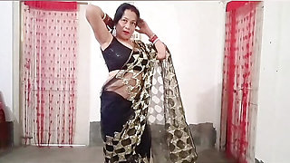 🥵INDIAN TRAIN VALI BHABHI girl have sex with step brother Xxx , Desi Village Doggy style rough hardcore College girl tight