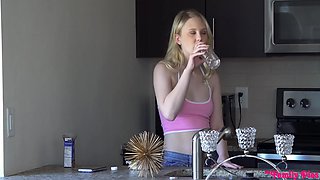 Lily Rader, Chloe Couture And Family Creampie - 2018 05 04 And