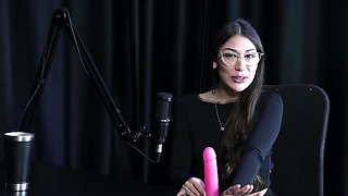 Beauty shows how to give a good blowjob, kisses the blonde and shows her beautiful breasts - Melina Khalifa (WATCH ON: SHEER/RED)