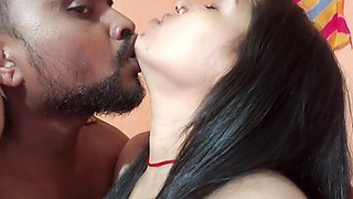 Indian Big Boobs Horny Housewife Gave Sexual Pleasure to Hear Husband