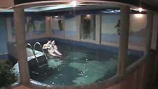 Hot blowjobs in the swimming pool shot on cam!