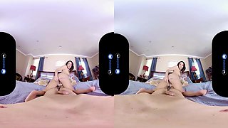 Latina Teen 18+ Is Interested In Your Cock With Vr Porn, Virtual Reality And Isabella Nice