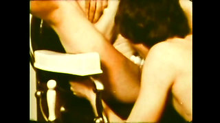 Intense vintage threesome sex film!