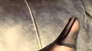 Amateur Foot Fetish Girlfriend Sucks and gives a Footjob