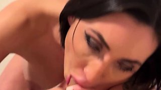 Blaire Johnson's Relaxing And Delightful Moment In Bed