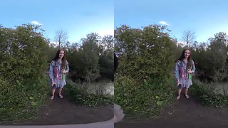 Vika Lita Outdoor Bg Vr