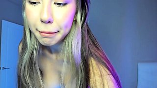 Blonde teen Sierras first erotic masturbation video