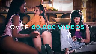 MIXEDX - Hot Lesbian With Scissoring And Face Fucking With Gorgeous Zazie Skymm And Dakota Dove