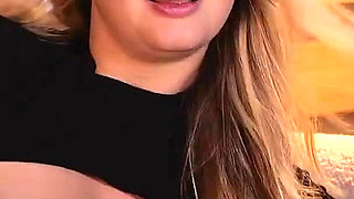 She Put Her Fingers in Her Ass