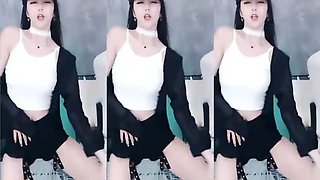 Beautiful Chinese girl s sexy dance: Amateur, Asian  Vr VR Porn