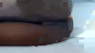 Pull out and Creampie in the bath