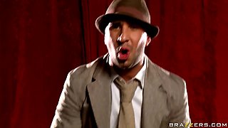 Free Ass Ride With Shyla Stylez, Keiran Lee, Brittney Skye - Brazzers