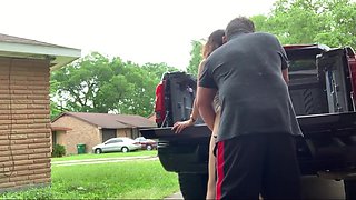 Brunette girl gets her pussy eaten in the trunk